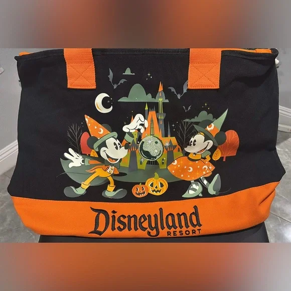 Disneyland Resort Halloween Tote Bag 2025 Collection - NWT!! - Picture 1 of 3